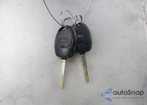 2011 Ford Fiesta Se из США, поврежденный, VIN 3FADP4BJ6BM137945